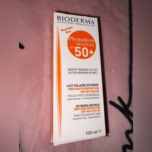 BIODERMA EXTREME SUN MILK Photoderm Sensitive SPF 50+
